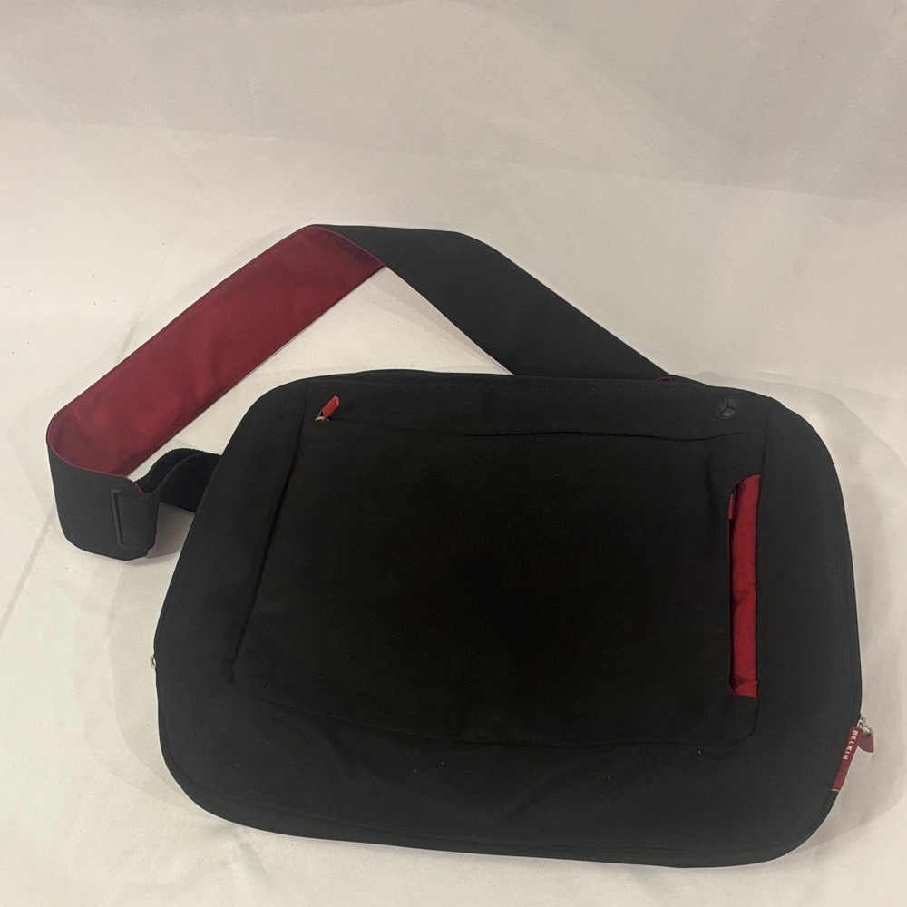 Belkin Black and Red Laptop Bag